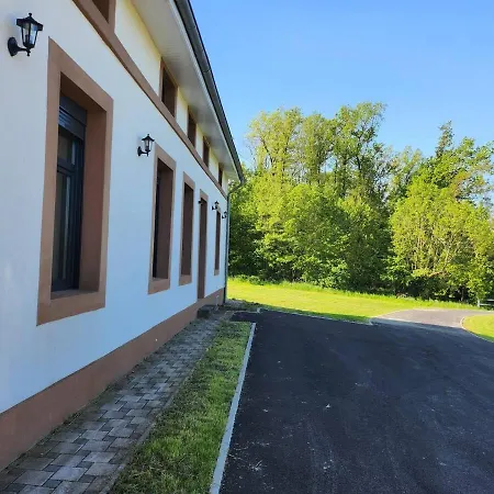 Loft Spacieux En Pleine Foret * Bining