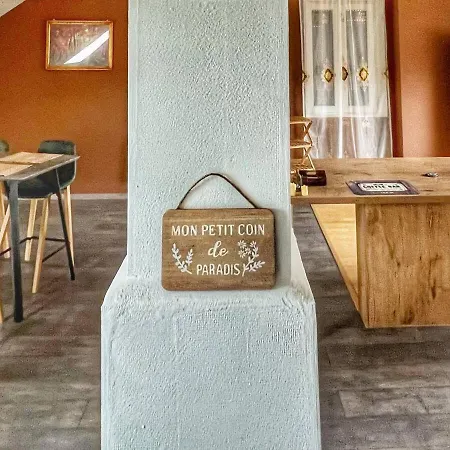 Apartament Loft Spacieux En Pleine Foret Bining