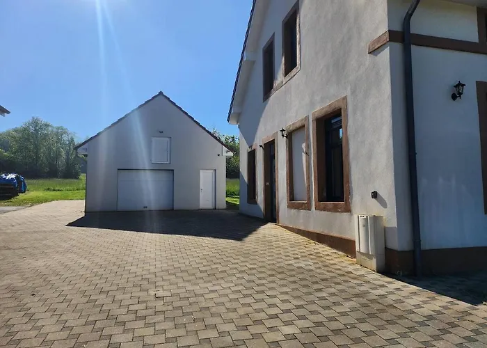 Loft Spacieux En Pleine Foret アパート *