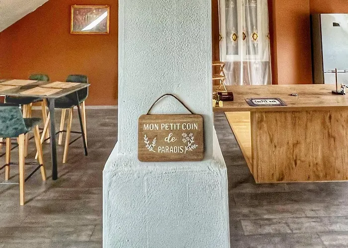 アパート Loft Spacieux En Pleine Foret Bining